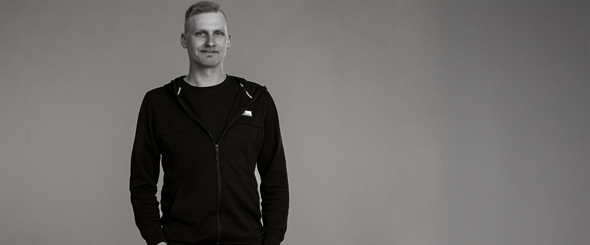 Logistikbereich der hankensbütteler kunststoffverarbeitung – kundenspezifische Verpackungs- und Lieferlösungen mit Just-in-Time-Belieferung für Kunststoffspritzgussteile